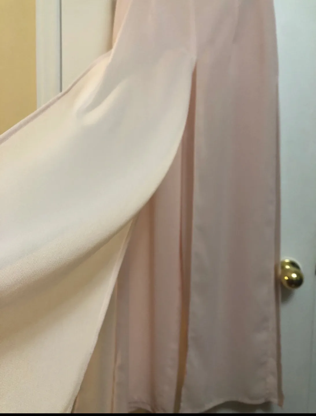 Pink pants-skirt with Side Slits image indicator(3)