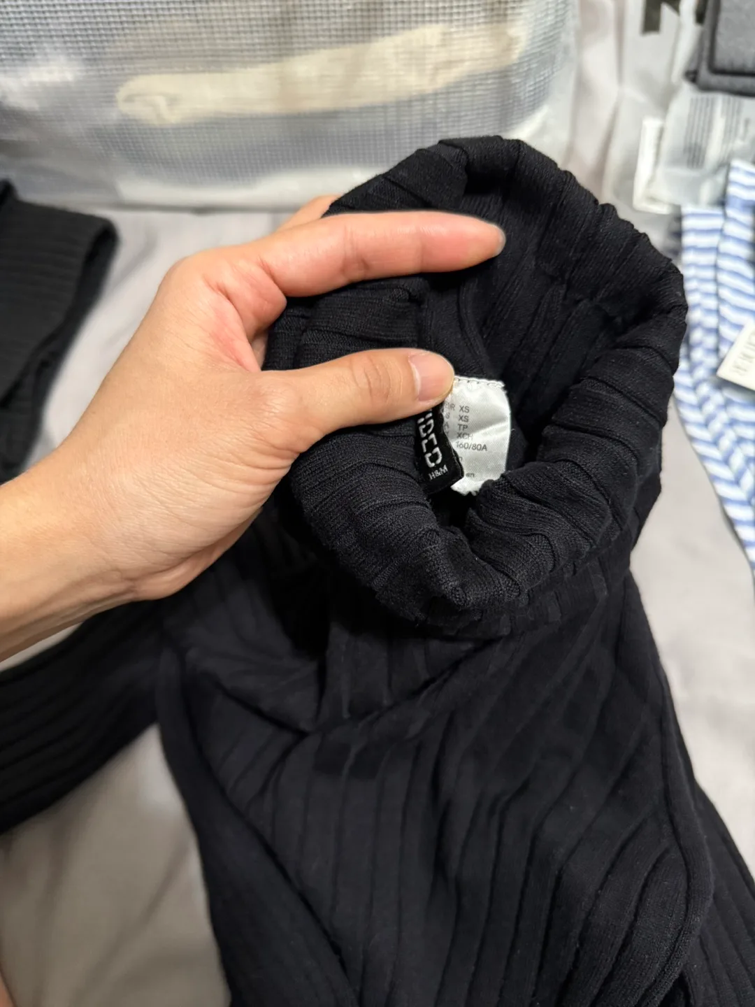 3 Styles - Black ribbed long sleeve image indicator(8)