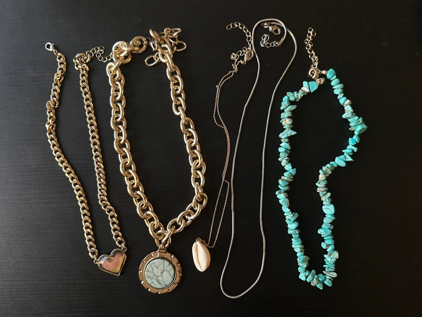 Necklaces bundle thumbnail