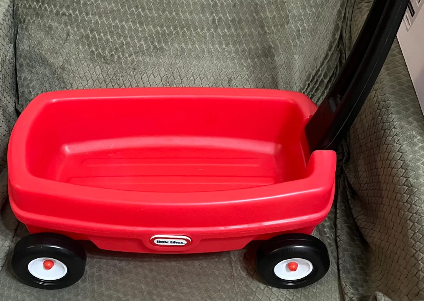 Little Tikes Red Wagon image indicator(2)
