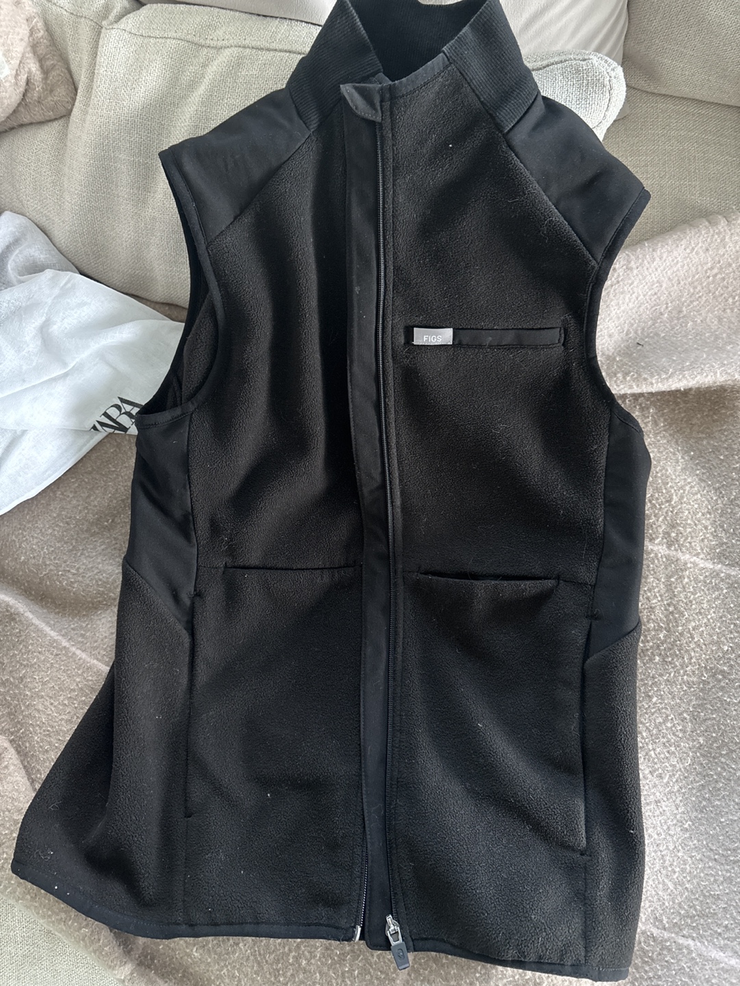 FIGS black fleece vest