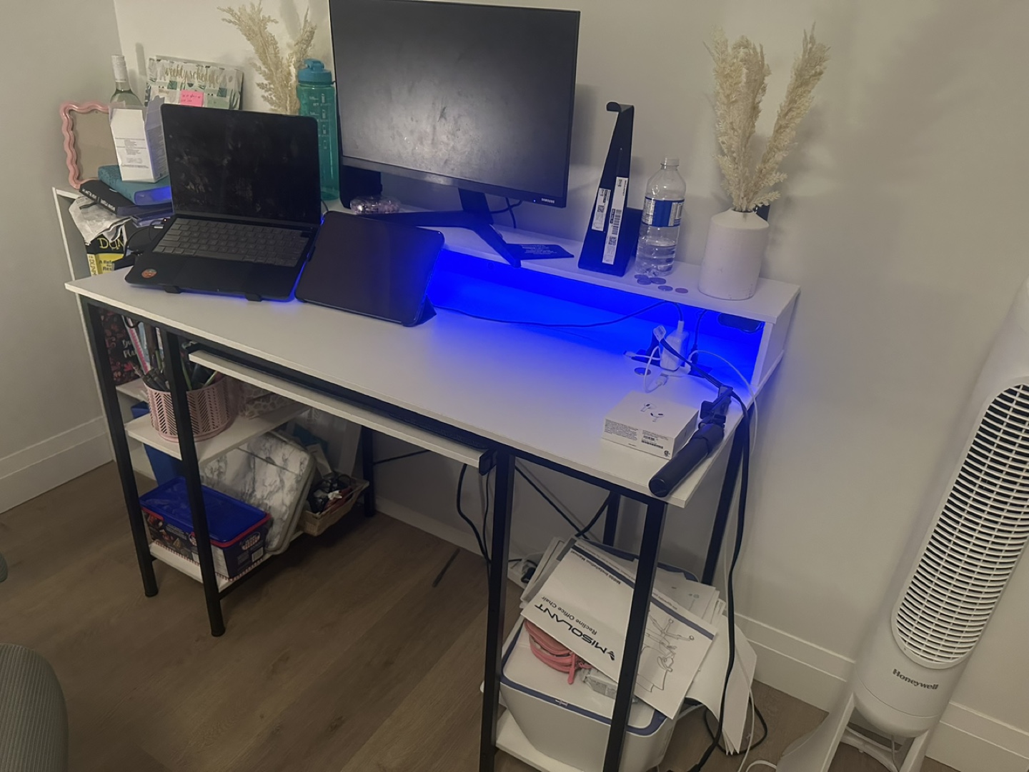 White Computer Desk with Built-in LED Lighting - photo 2