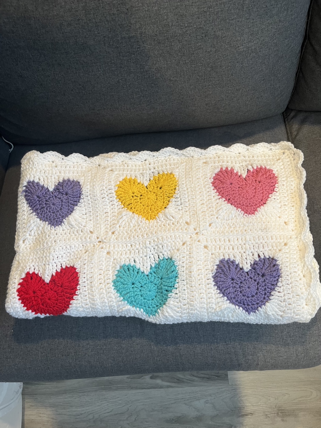 Handmade multicoloured heart crochet blanket - photo 3