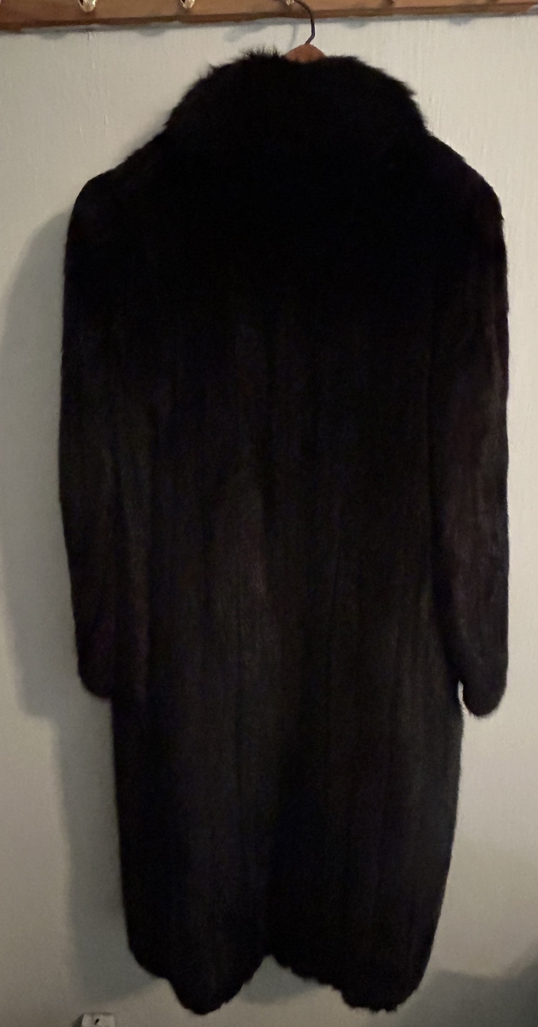 Black Mink Fur Coat - photo 3