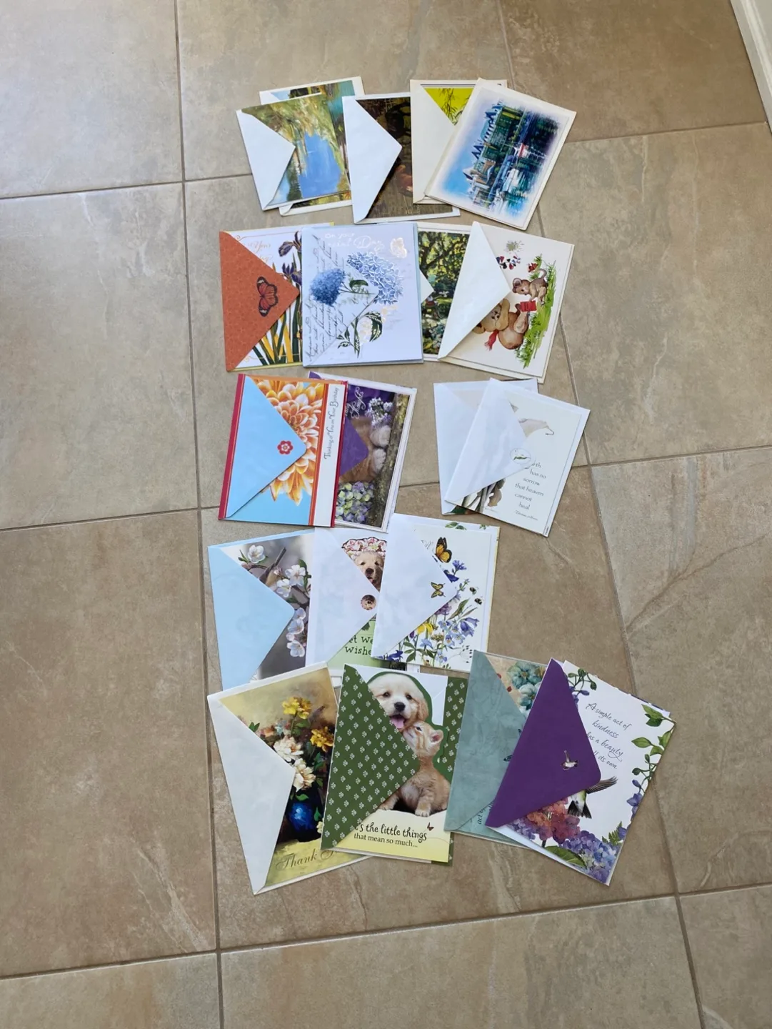 20 Assortment of Greeting Cards image indicator(3)