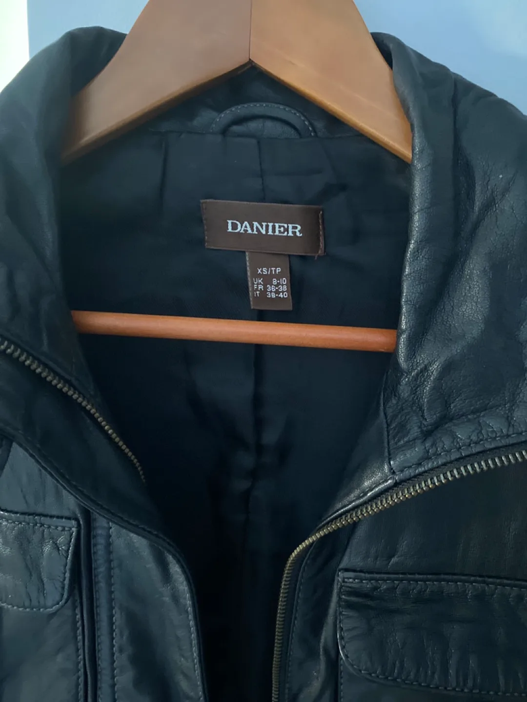 DANIER Black Leather Jacket - Size XS image indicator(2)