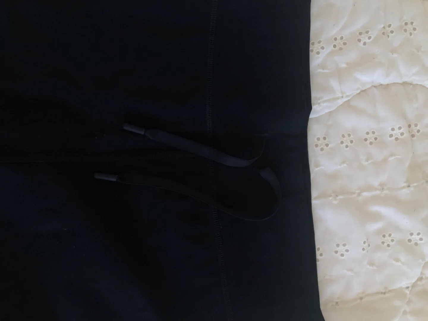 SDX WFA Black & White Leggings and Sweatshirt image indicator(7)