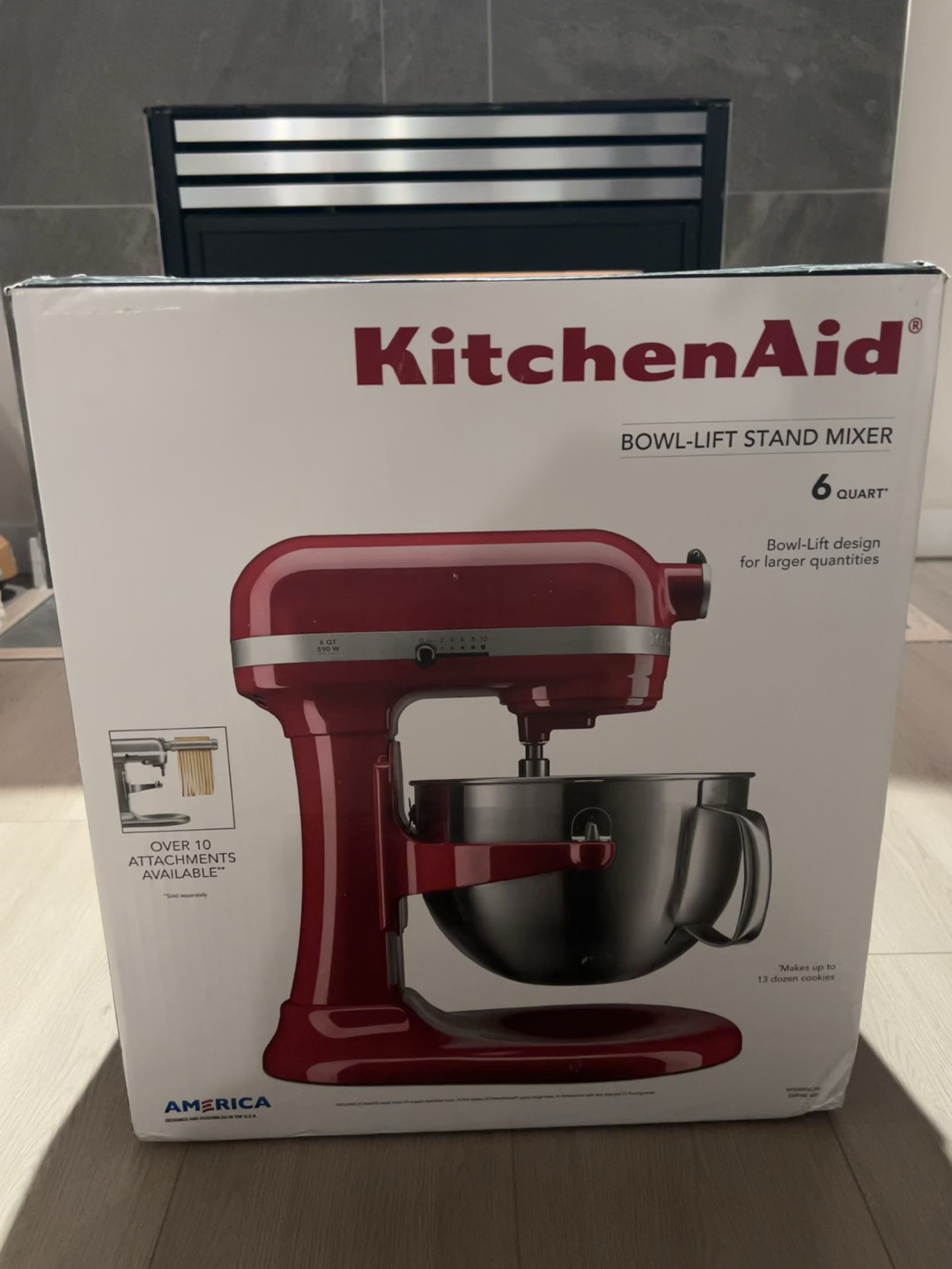 BNIB Kitchenaid bowl-lift stand mixer 6 quart