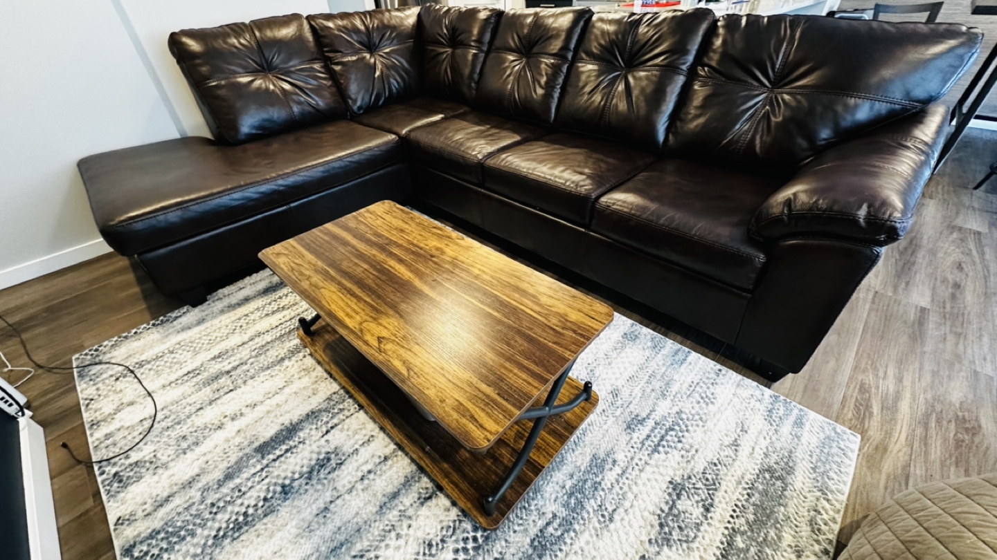 Second hand furniture red deer discount