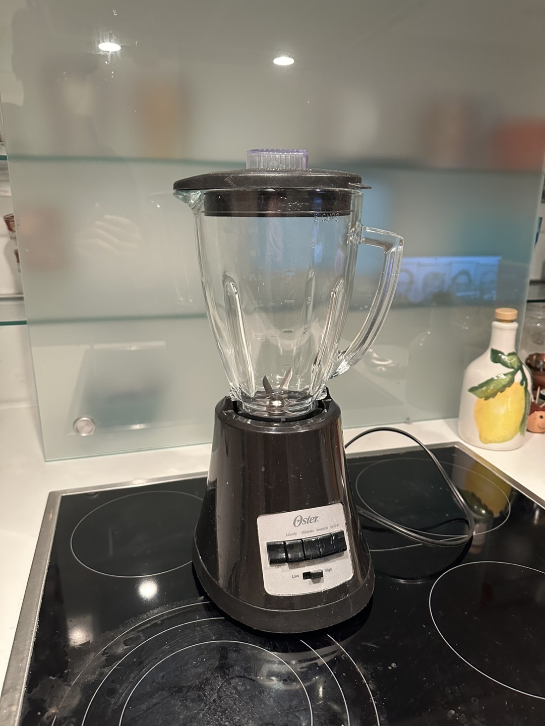 Oster Blender - Black with Glass Jar