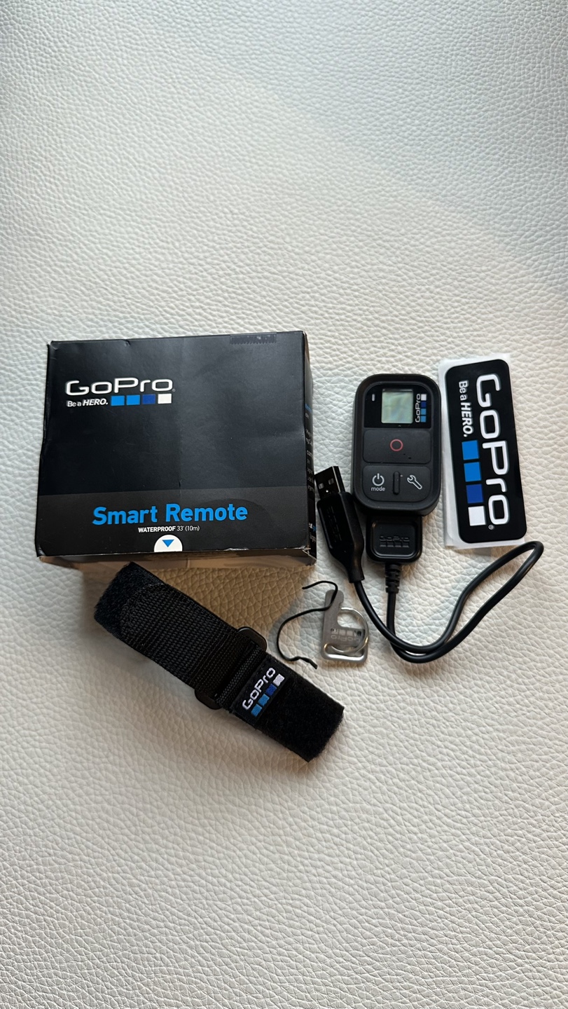 GoPro Smart Remote - Waterproof to 10m
