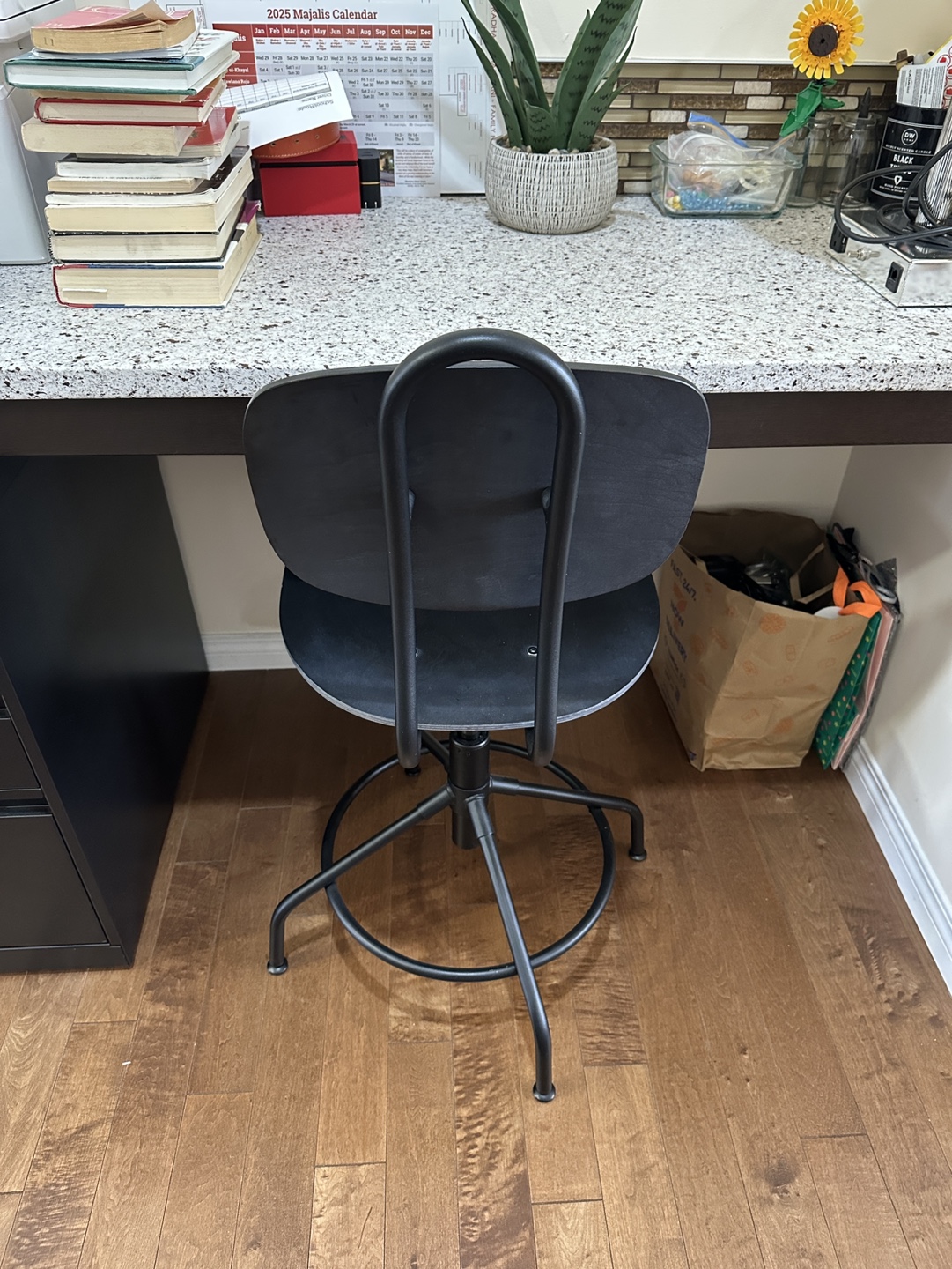 🔥 Black Adjustable Chair – Like New! 🔥 - photo 4