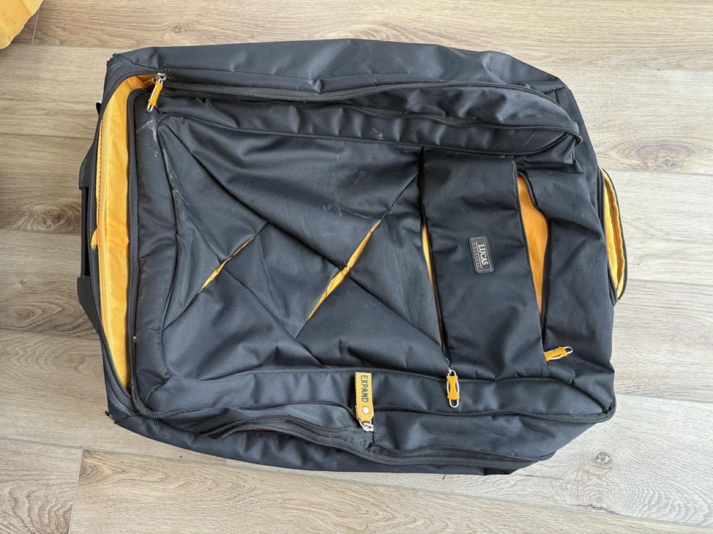 Rolling suitcases, handles damaged - photo 4