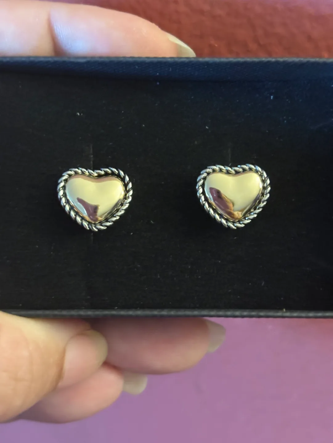 Lovely Two-Tone Gold and Silver Heart Necklace and Earrings Set image indicator(7)