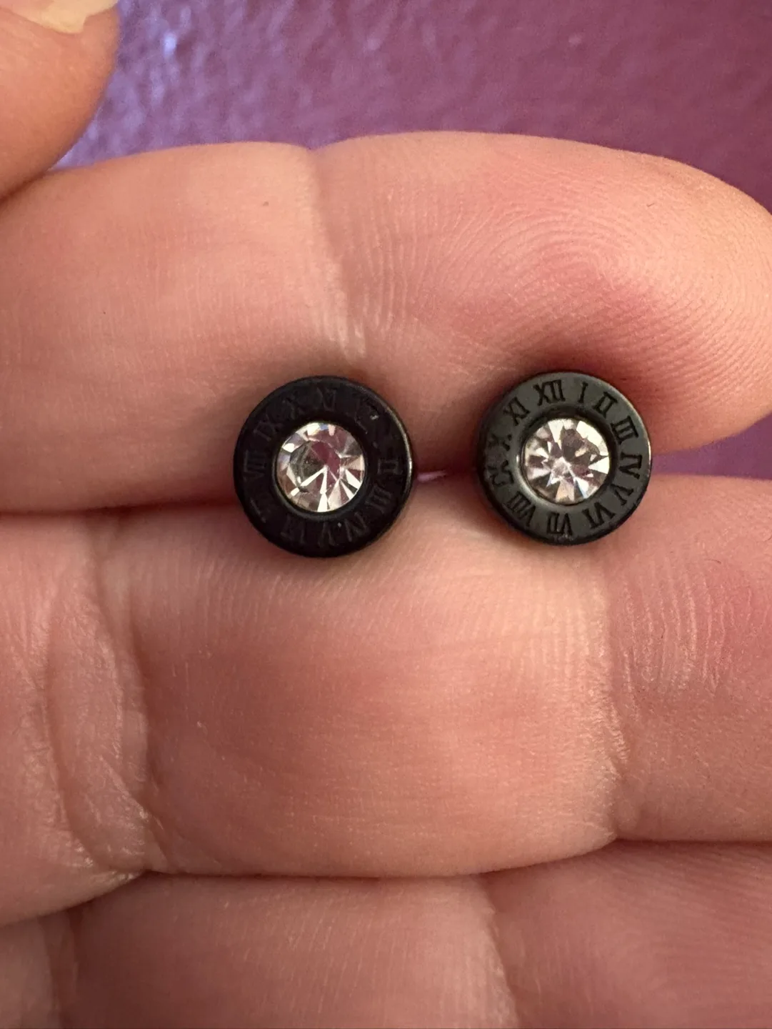 New TBK&Co. Black Bracelet and earrings set image indicator(7)