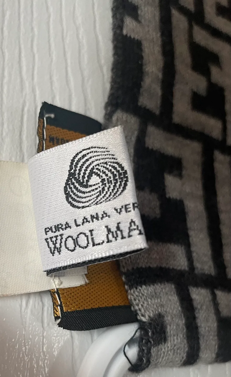 Fendi Uomo Grey and Black Knitted Scarf image indicator(4)