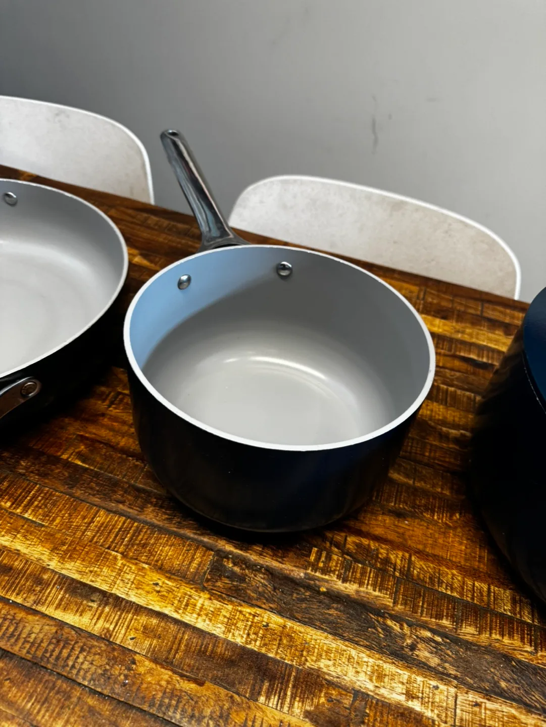 Caraway Cookware Set - 3-Piece Set with Lid Holder image indicator(5)