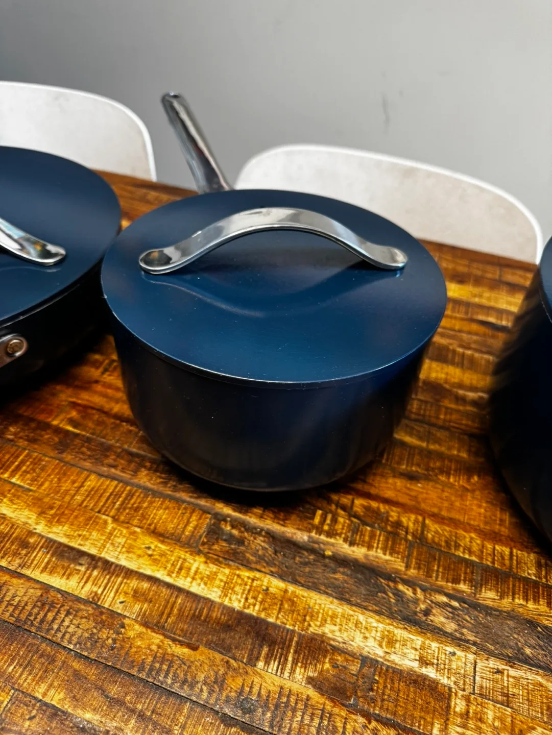 Caraway Cookware Set - 3-Piece Set with Lid Holder image indicator(9)