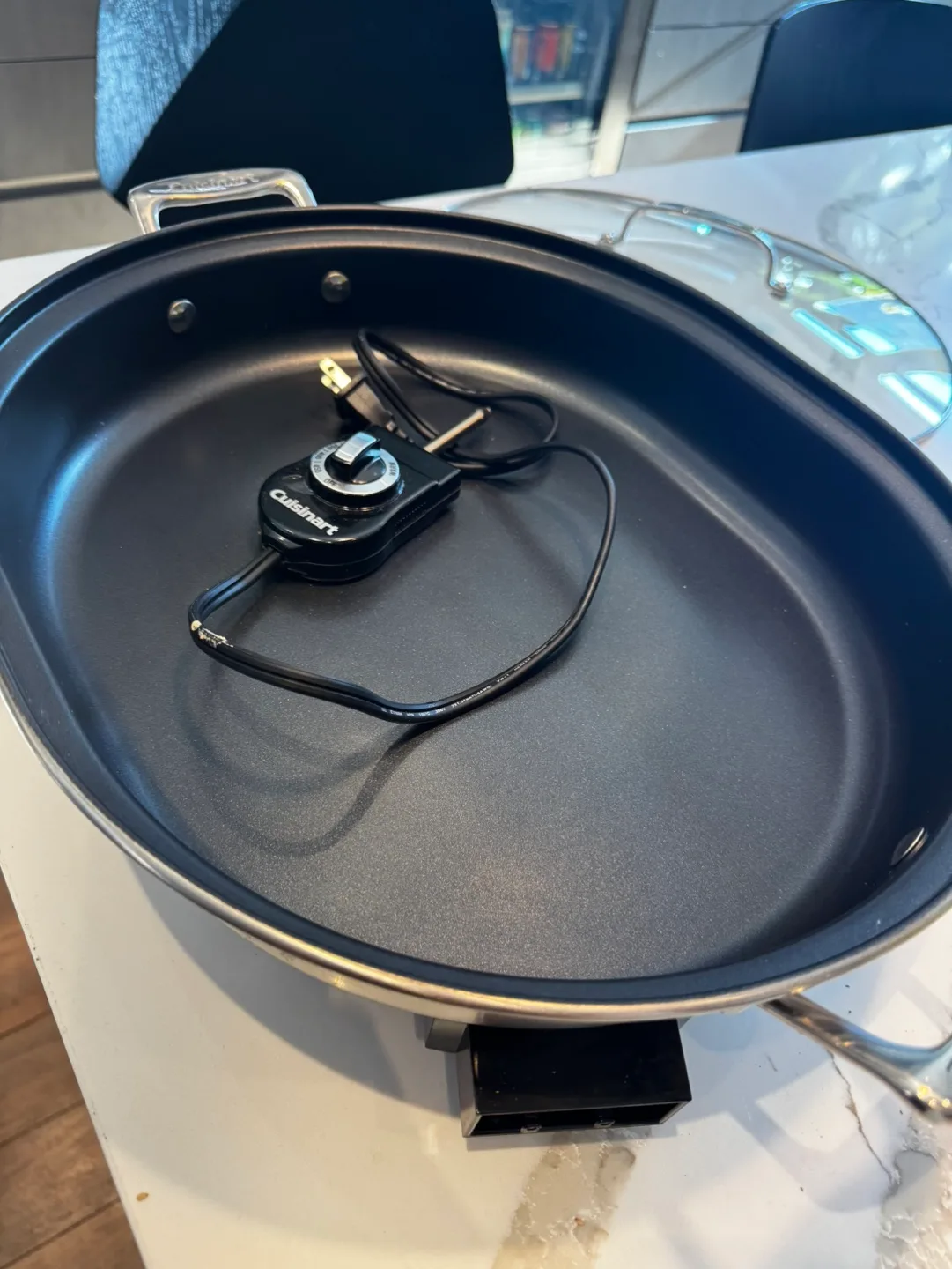Cuisinart Electric Skillet with Lid image indicator(5)