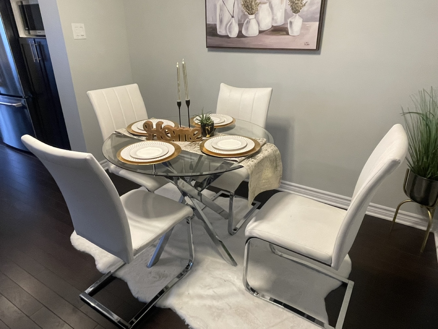 Modern glass Dining table and white Chairs, Set of Four