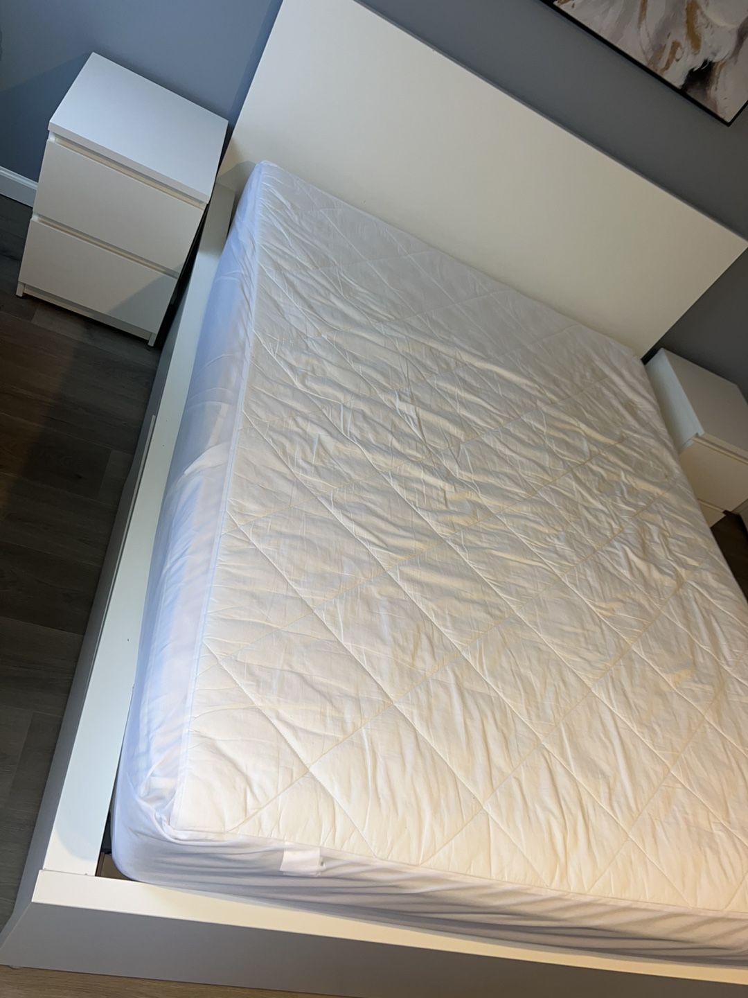 Queen Size White Bed Frame with mattress  storage drawer - photo 3