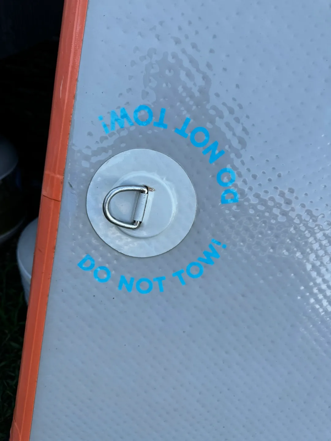 Mission inflatable floating mat, with pump and carry bag image indicator(8)