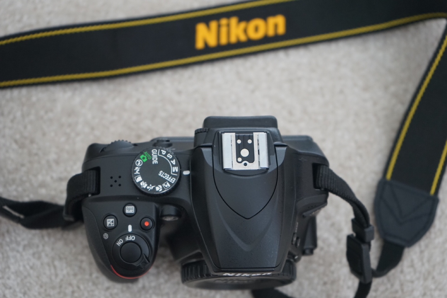 Nikon D3400 DSLR Camera Kit with Lenses - photo 2