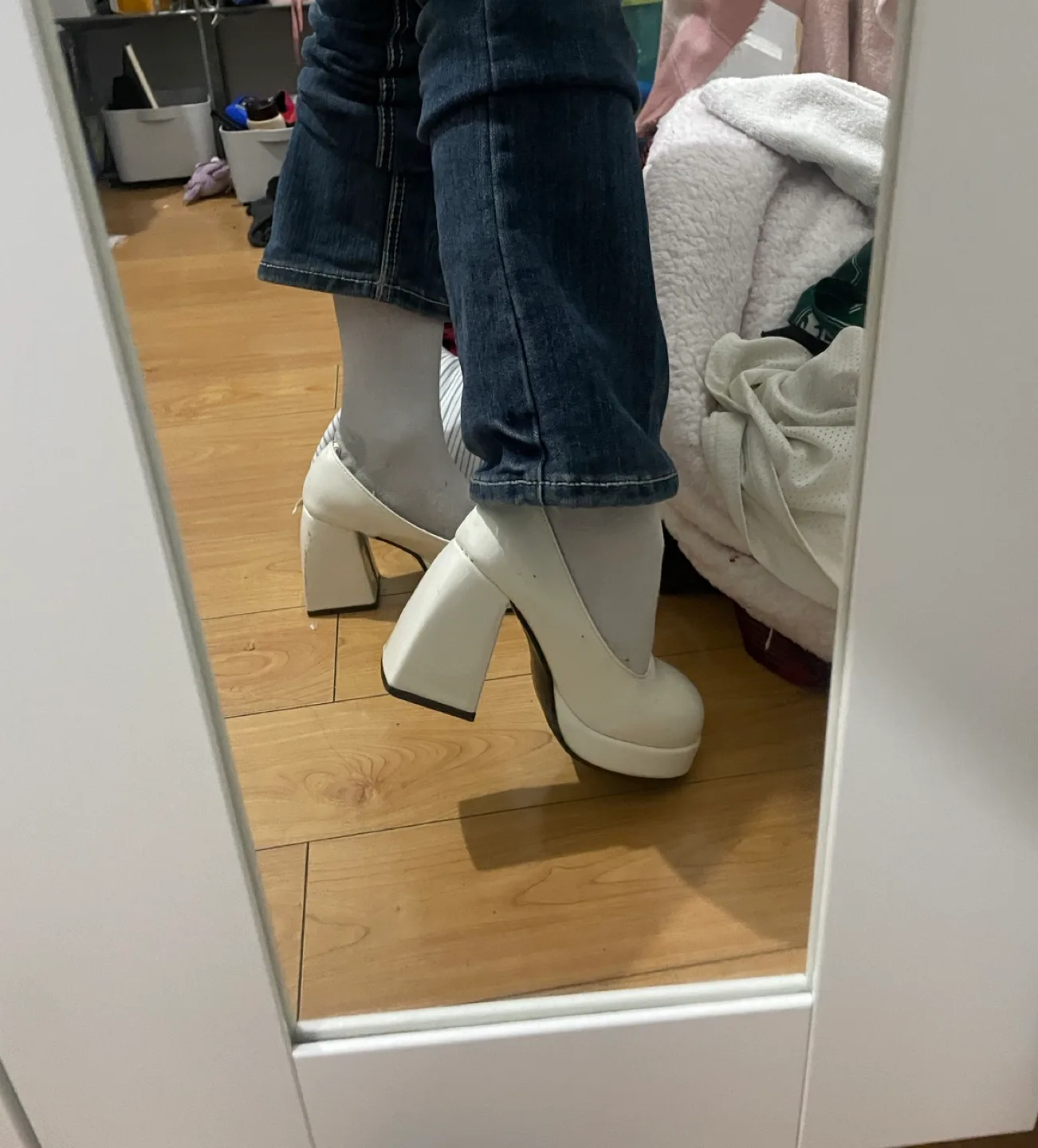White Platform Heels thumbnail