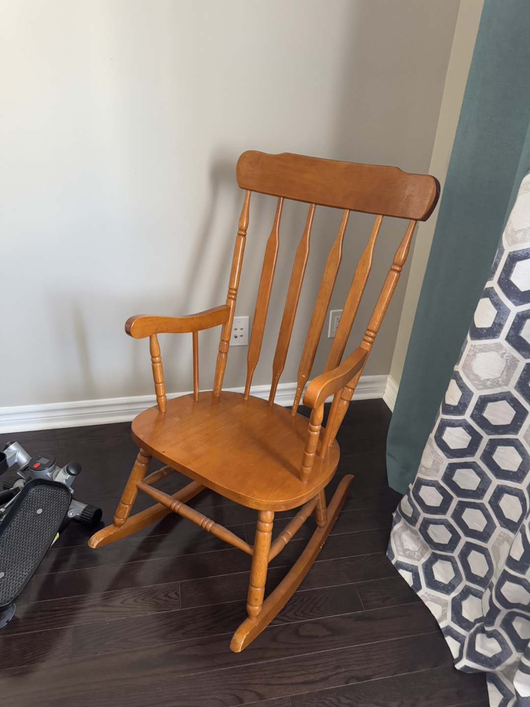 Wooden Rocking Chair