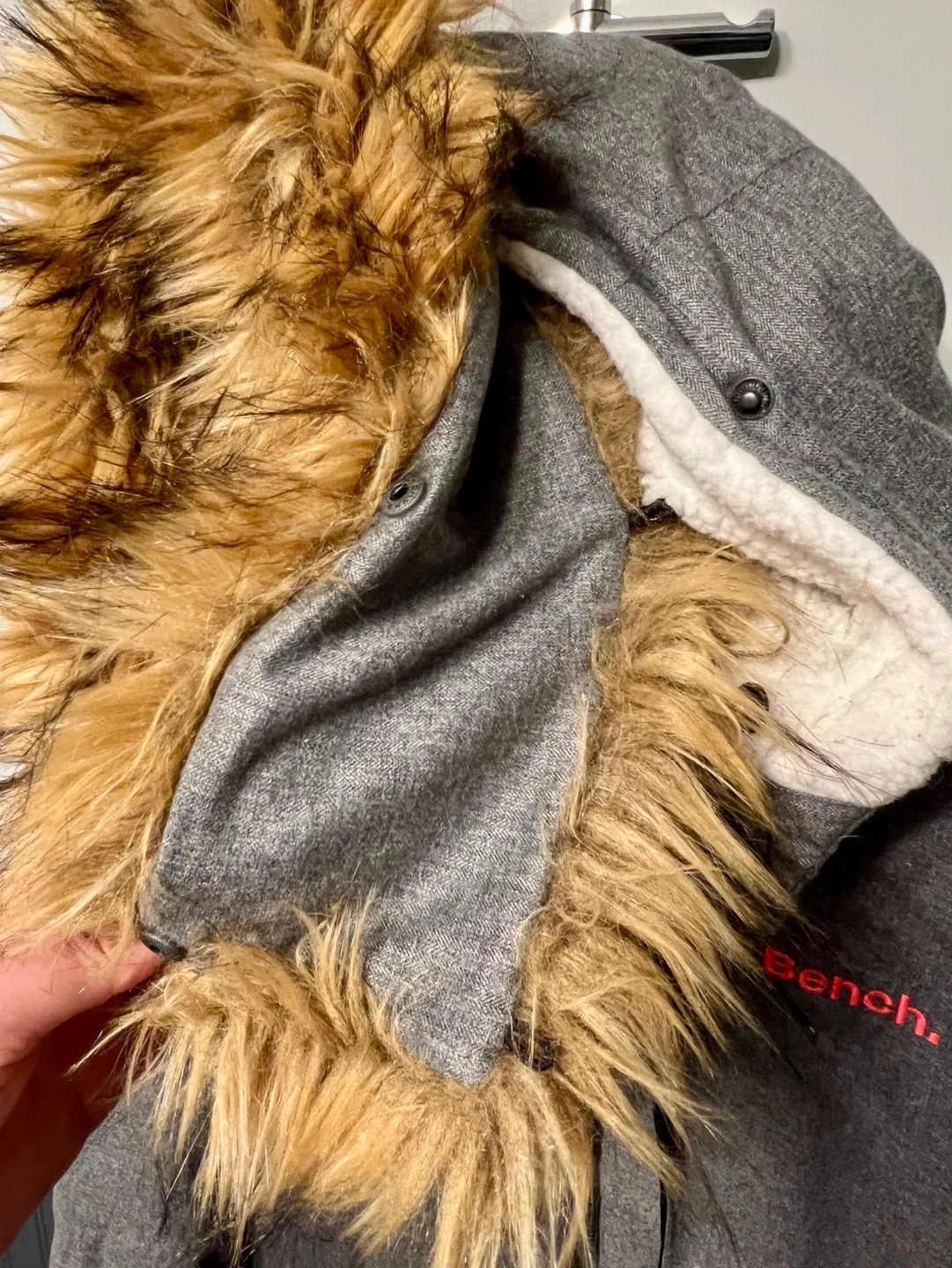 EUC Ladies BENCH Grey Hooded Puffer Jacket Size S image indicator(4)