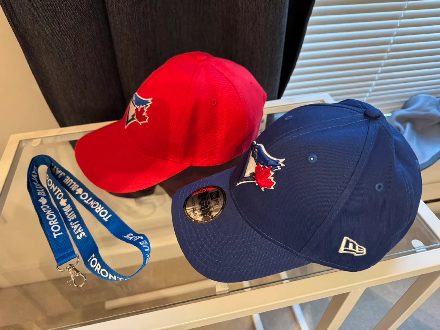 Toronto Blue Jays Hat, Bag, and Lanyard Set image indicator(2)