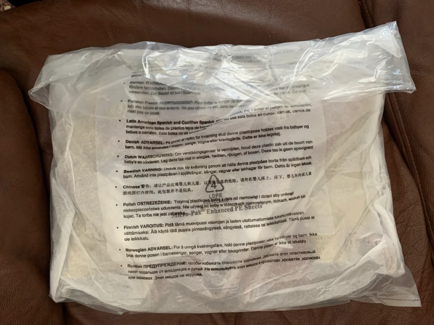 New Straw and Crocodile-Embossed Leather Handbag image indicator(4)