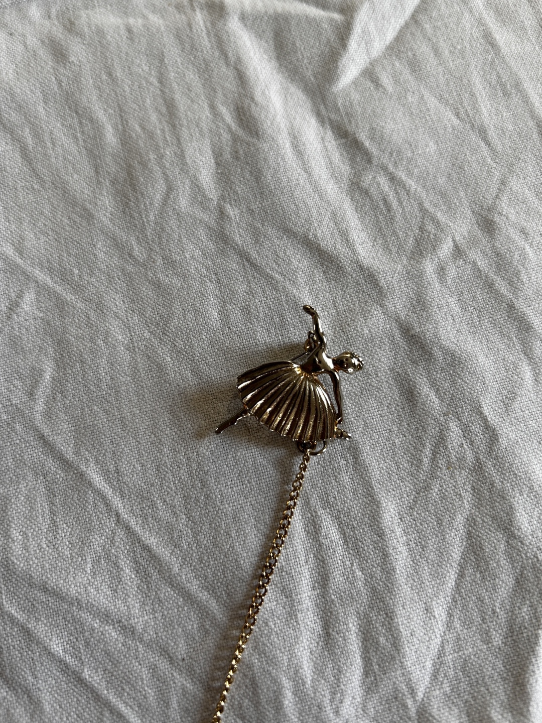 Vintage Ballerina Brooch Set - photo 3