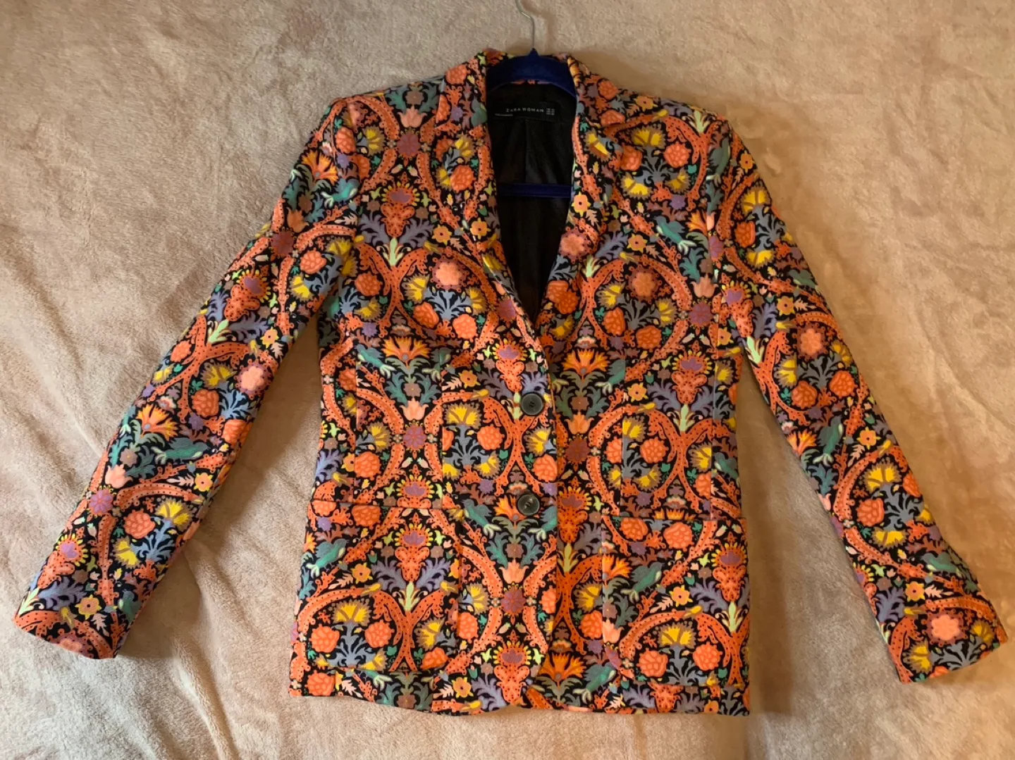 Zara Woman Floral Blazer image indicator(2)