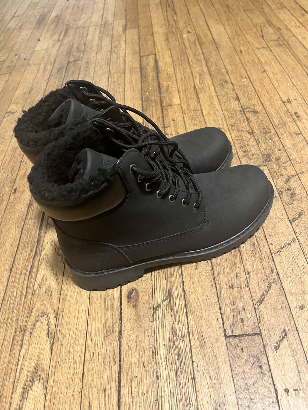 Black Lace-Up Winter Boots - photo 4