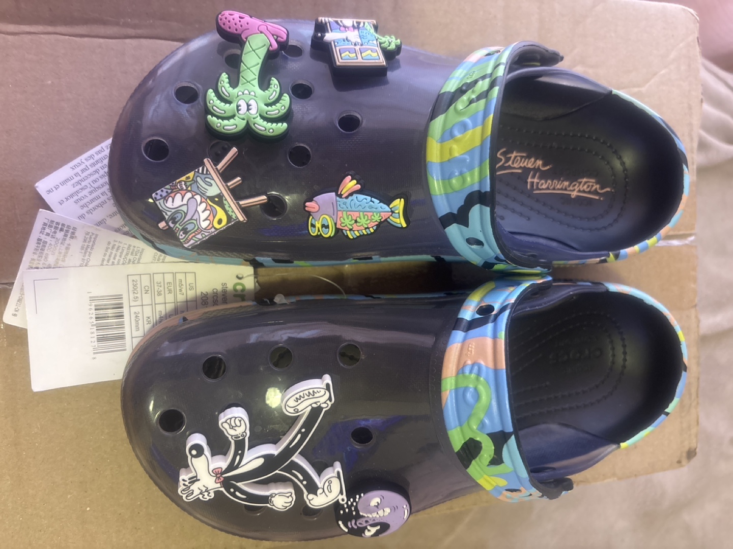 Crocs