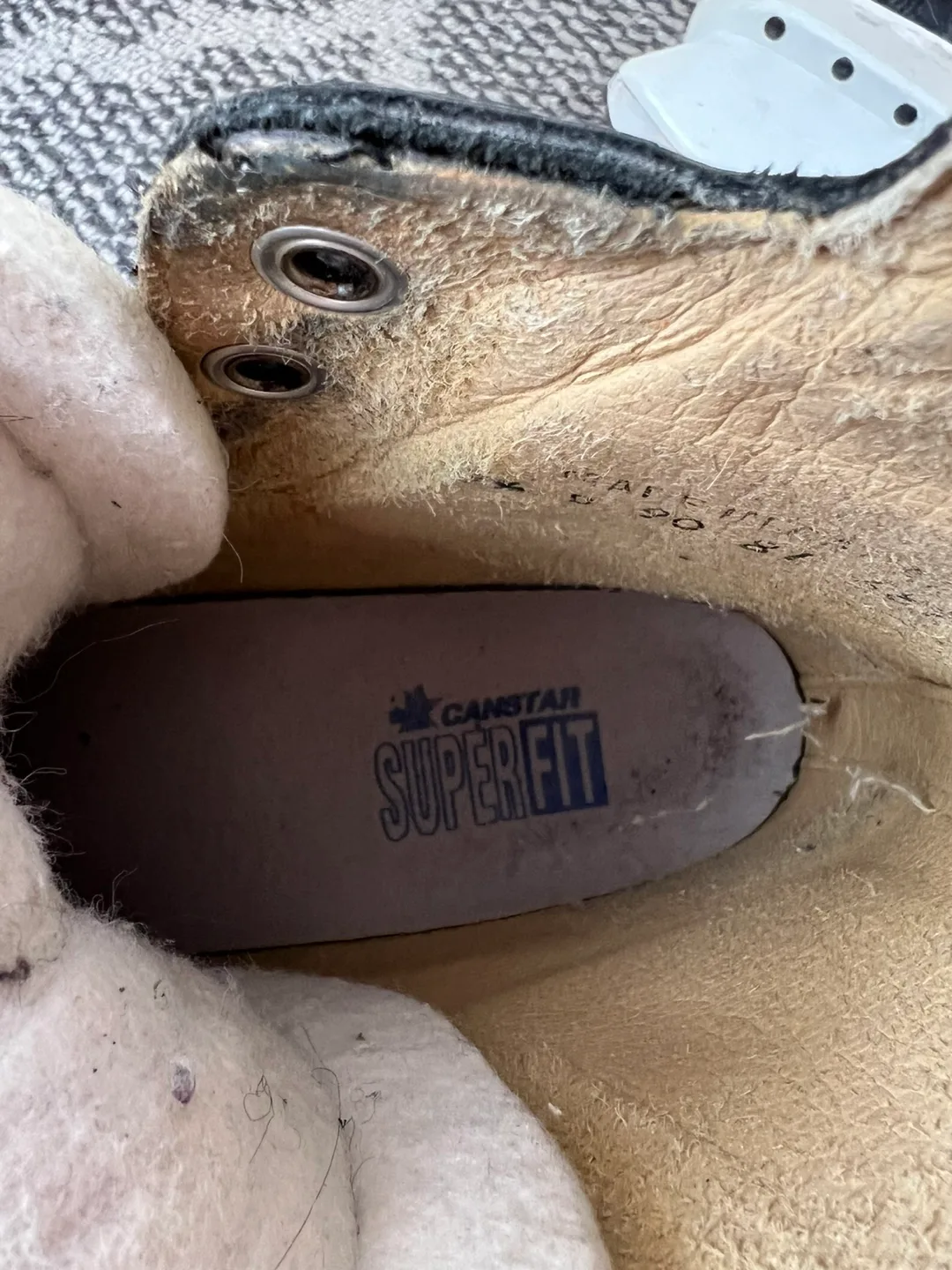 Vintage Men’s Bauer Professional 92 Hockey Skates, size 9.5D image indicator(10)