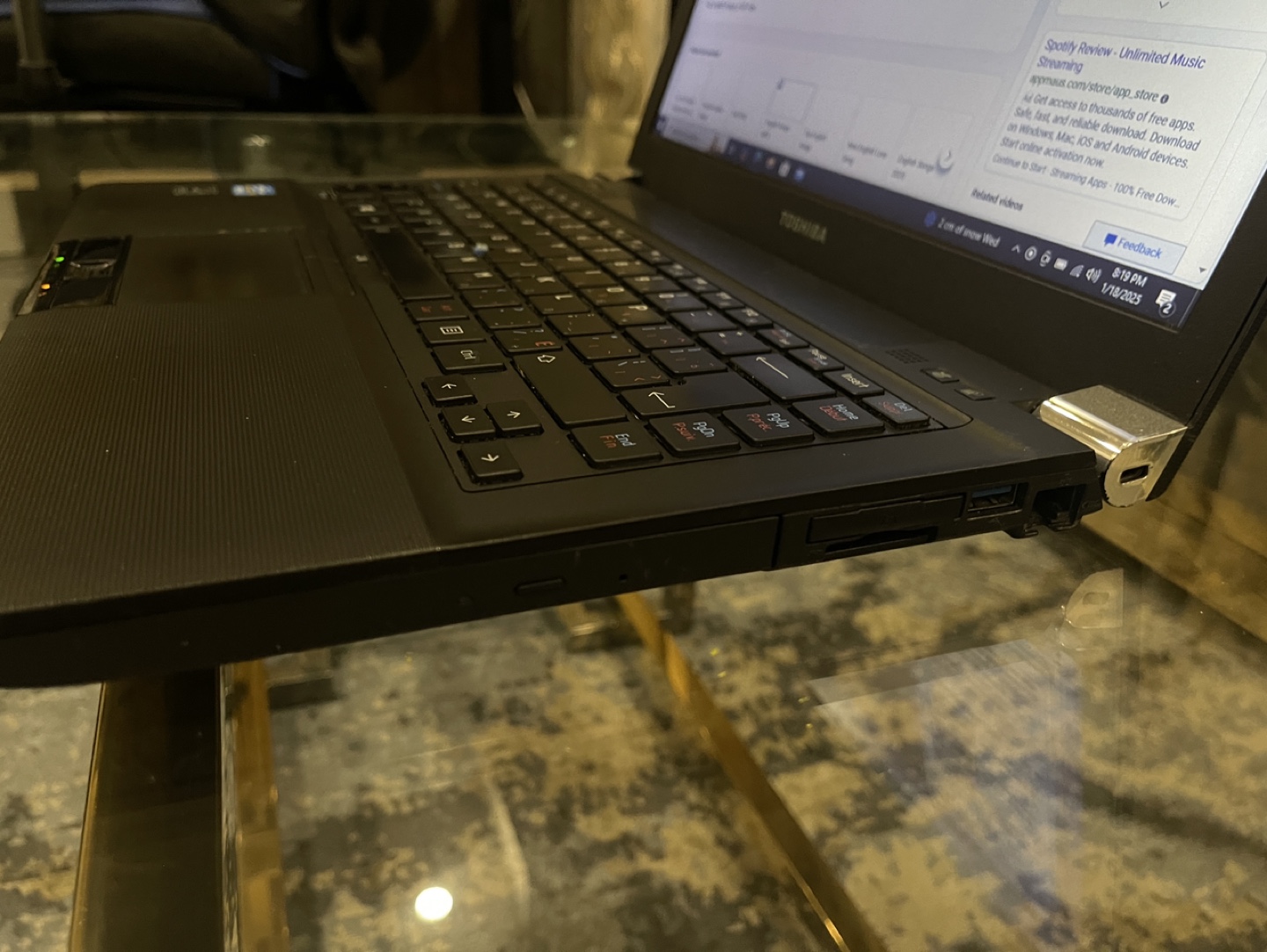 Toshiba Laptop i5- Windows 10 Pro/8GB RAM/500GB HDD - photo 3