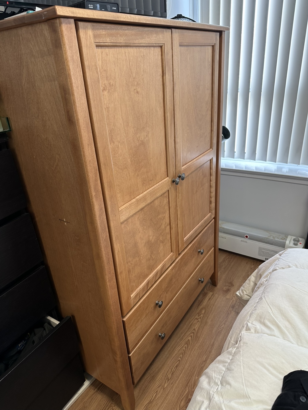 Wardrobe - photo 2