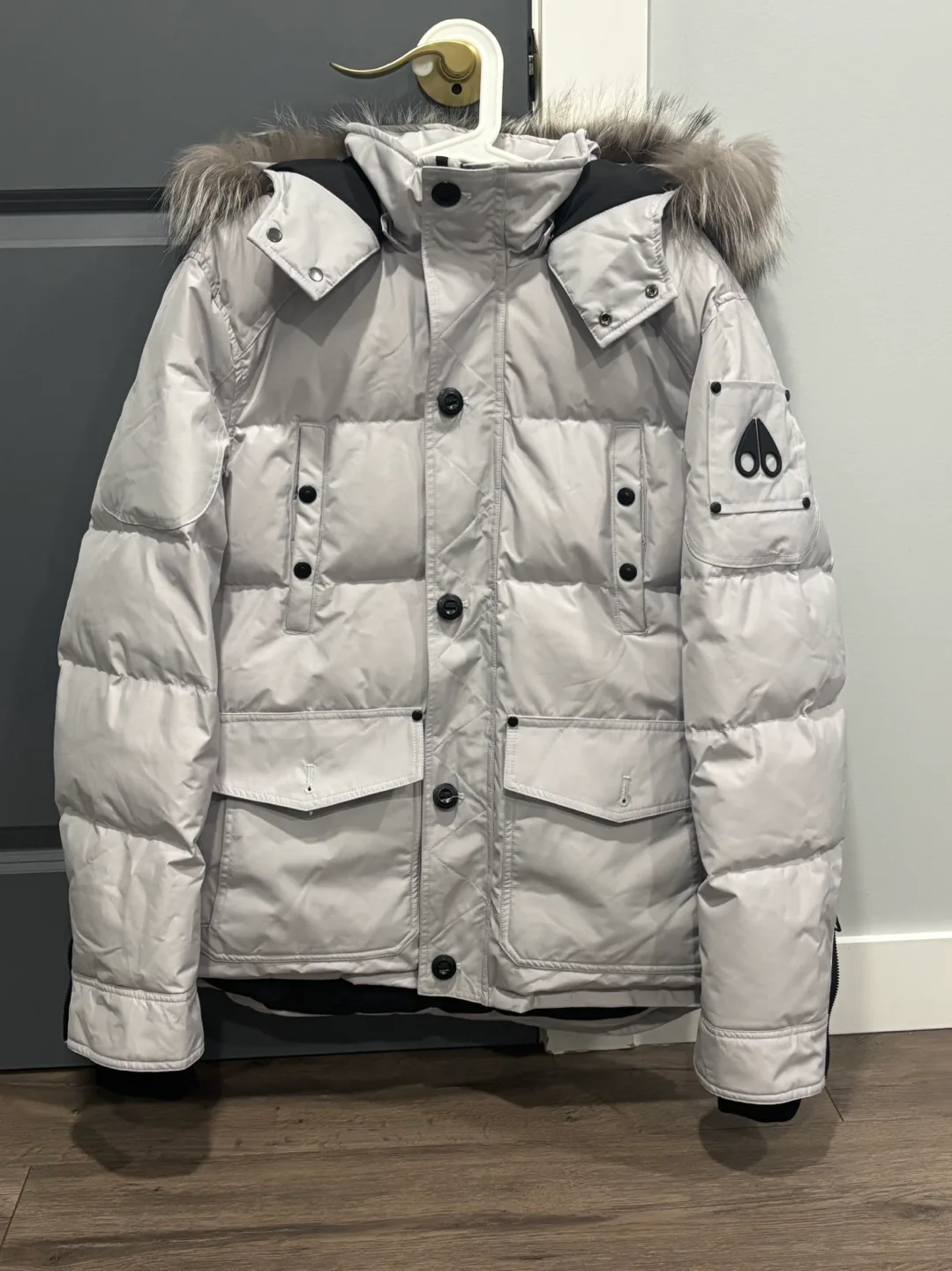 Moose knuckle Onyx fur thumbnail