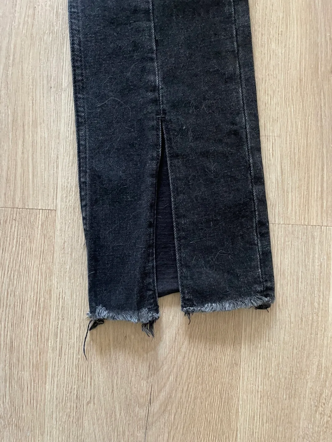 Abercrombie & Fitch Split Hem Jeans image indicator(4)