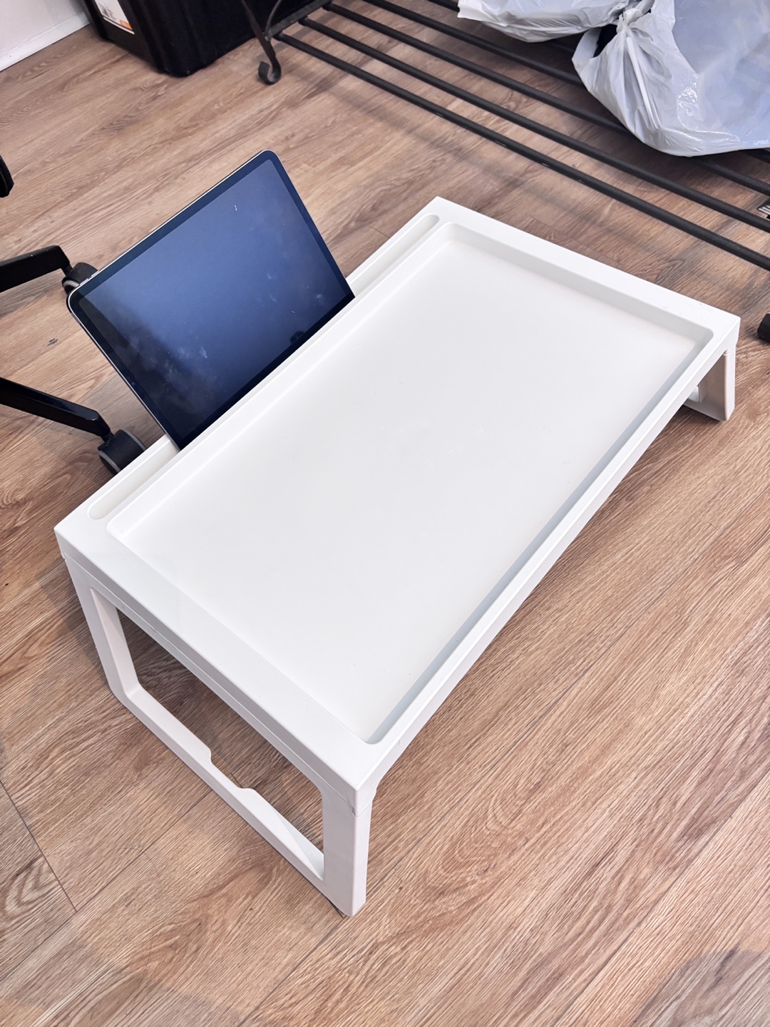 White Foldable Table(on bed ?) - photo 2