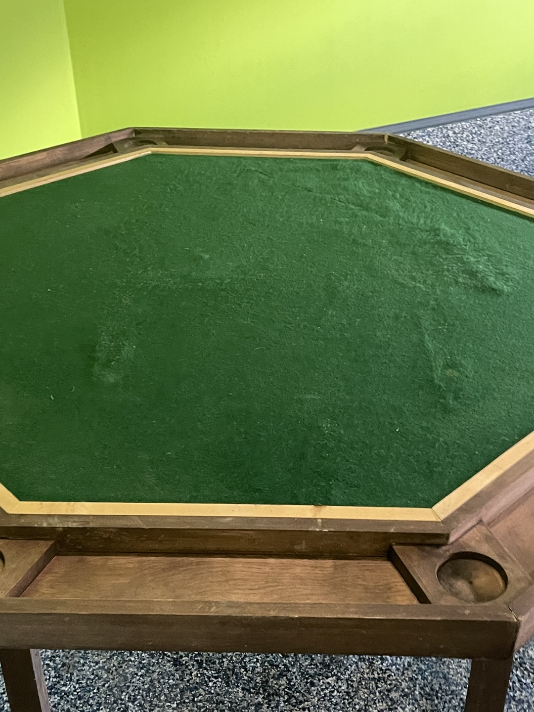 Octagonal Poker Table - photo 5