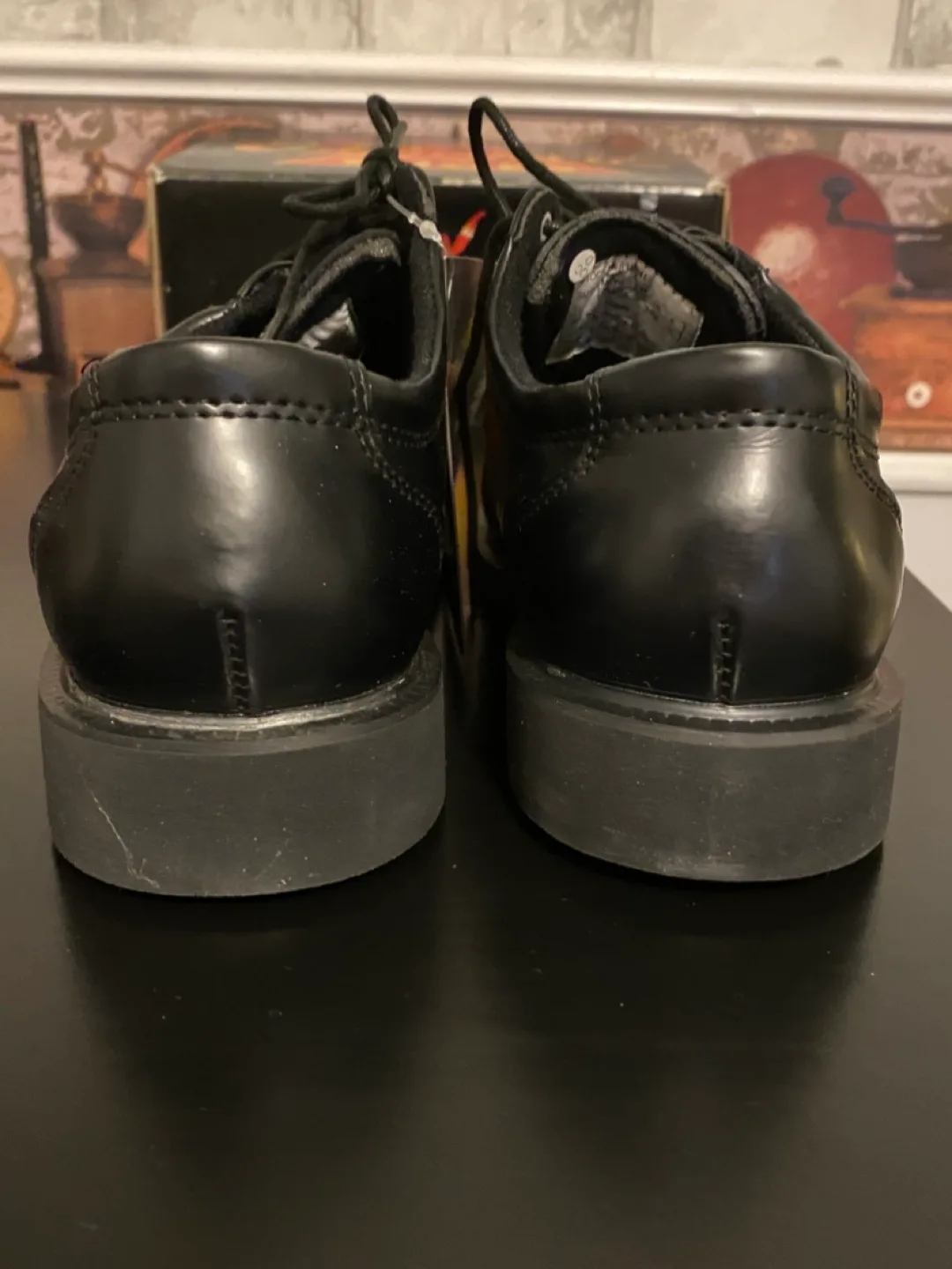 NEW!! “Thorogood” Work Shoes - Men's/Women’s image indicator(6)