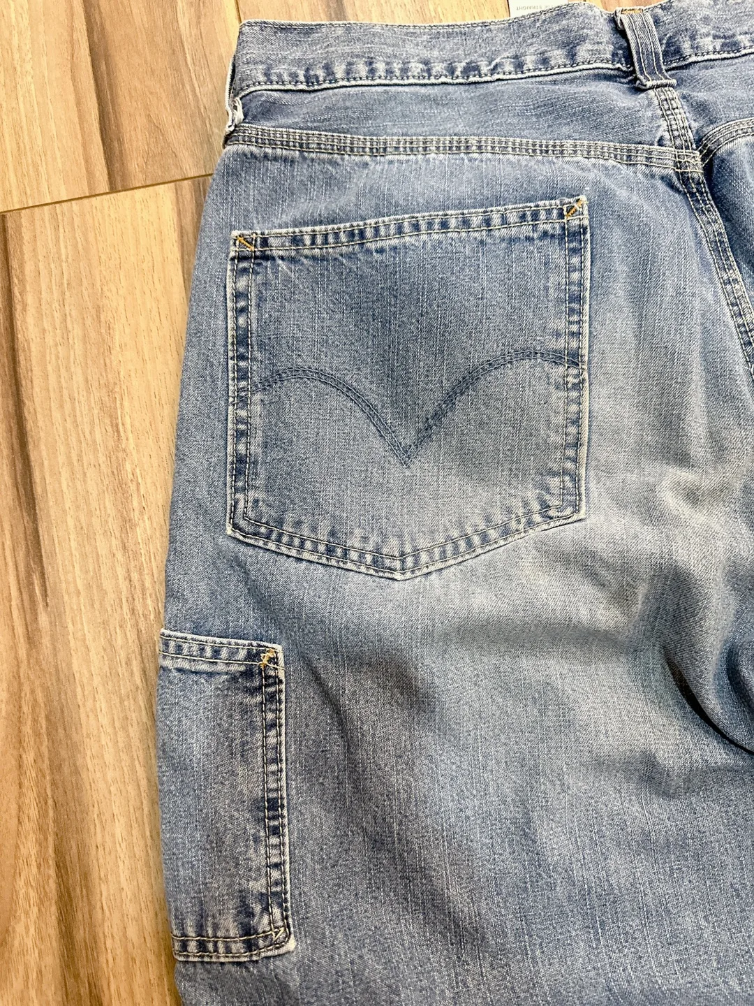 Levi's Carpenter Loose Straight Jeans - Size 33x34 image indicator(5)