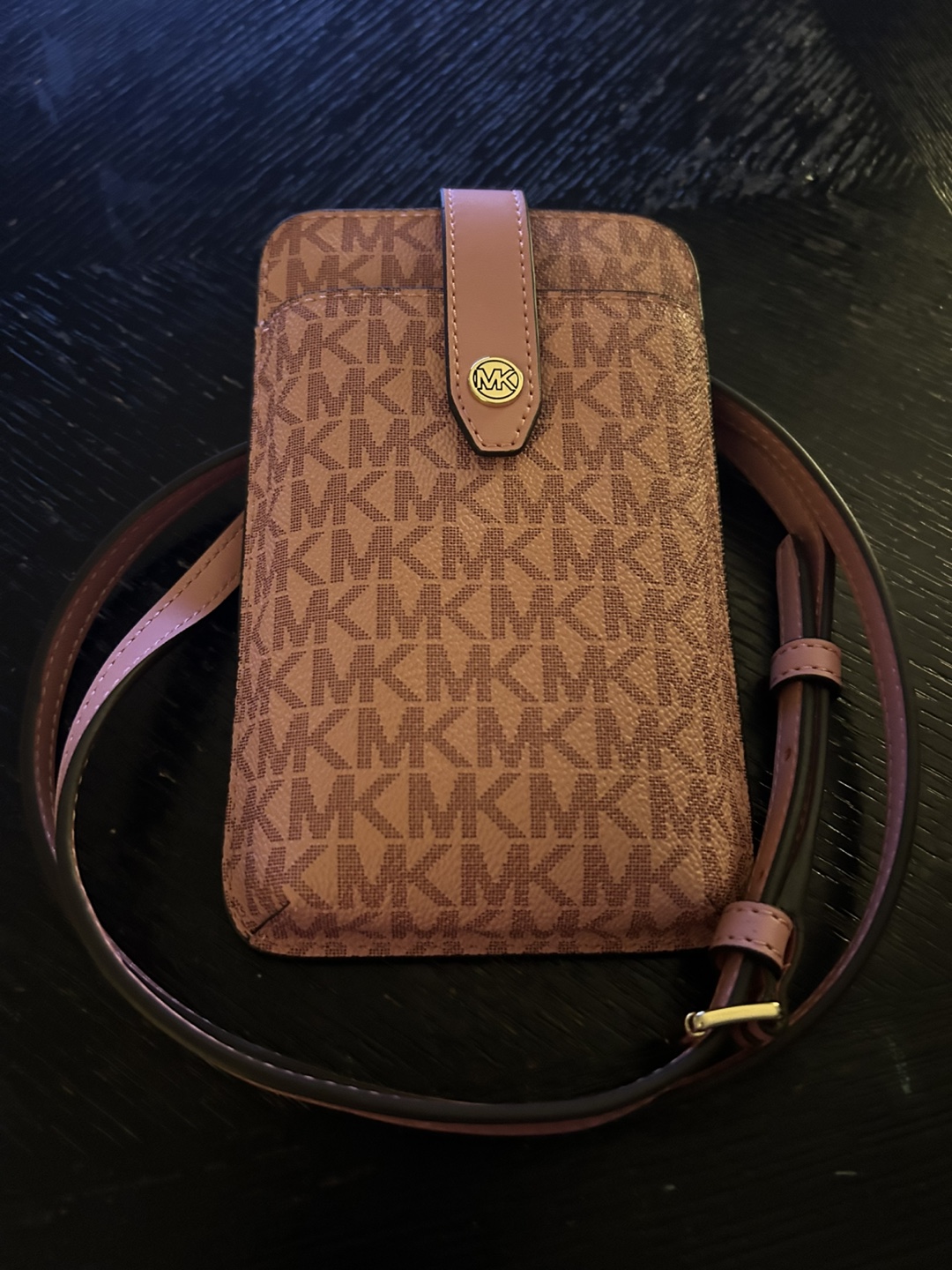 Michael Kors Phone Crossbody Bag