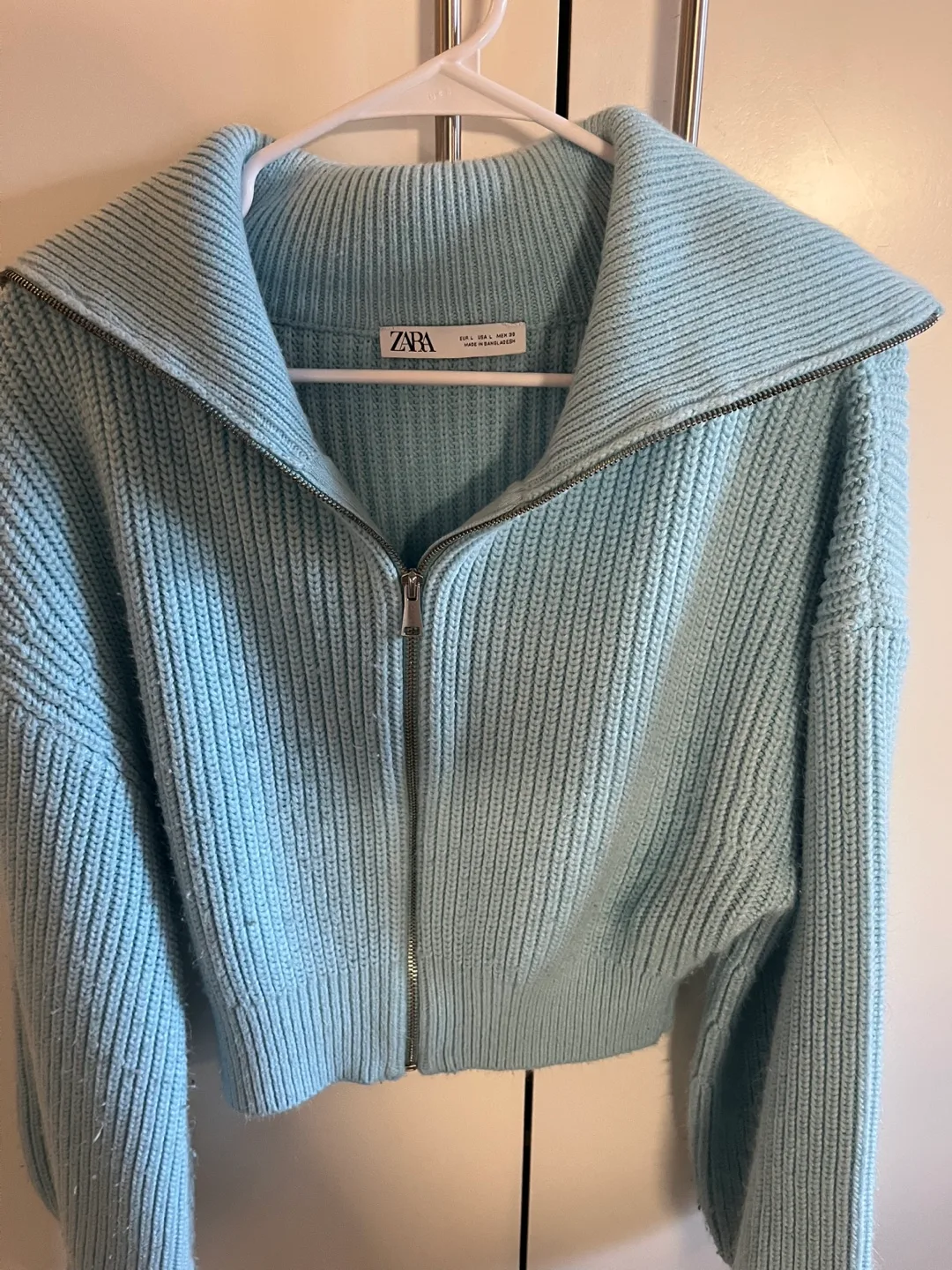 Zara sweater thumbnail