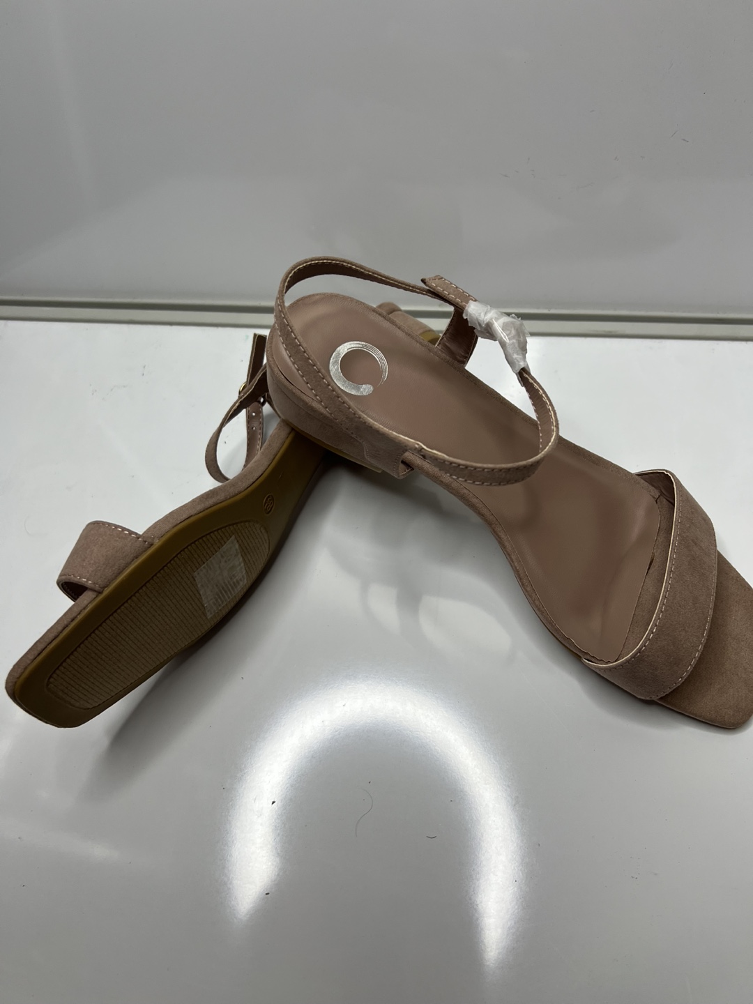 Women's Light Brown Low Block Heel Sandals, Size 8 - photo 2