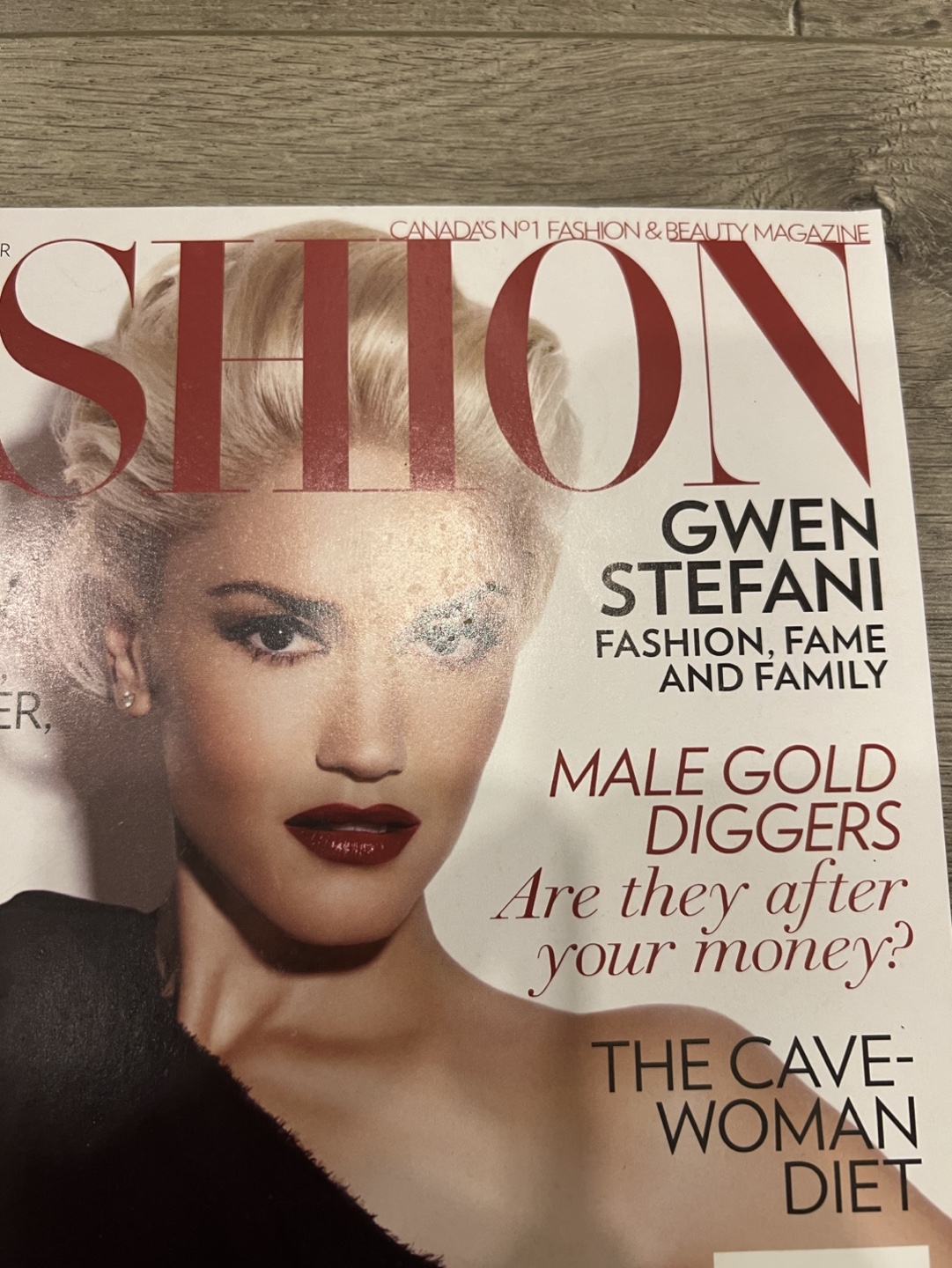 Fashion Magazine November 2011 - Gwen Stefani Cover - photo 2