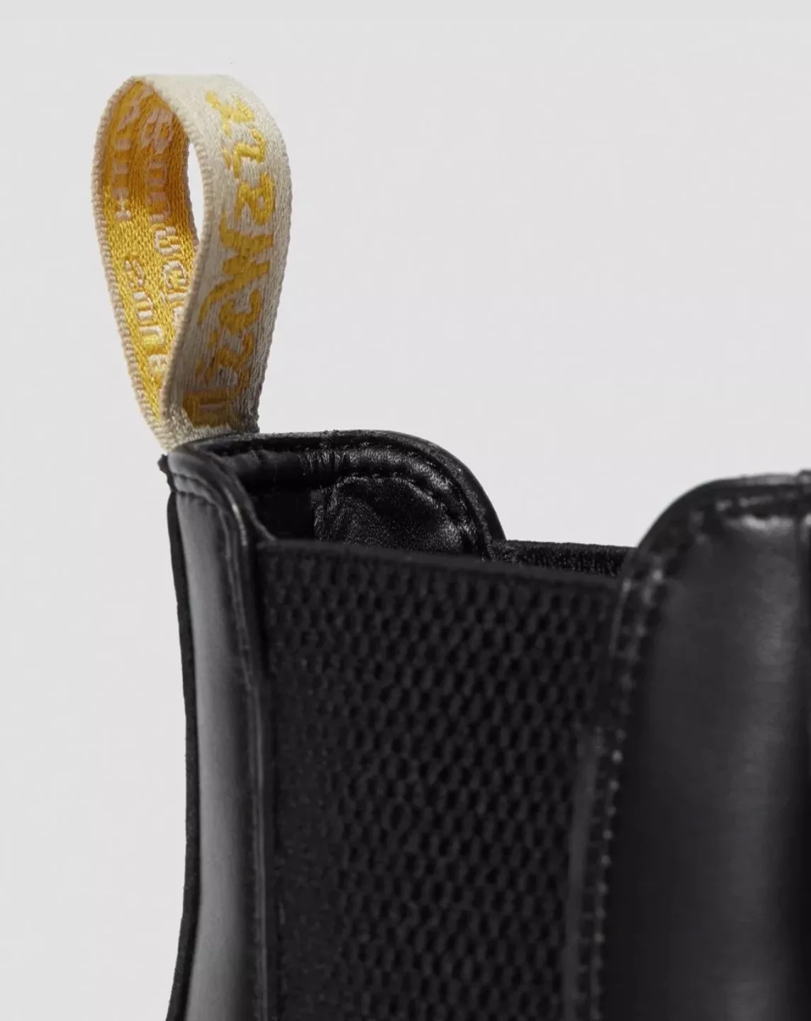 Dr Martens Vegan Flora. Size 9 image indicator(4)